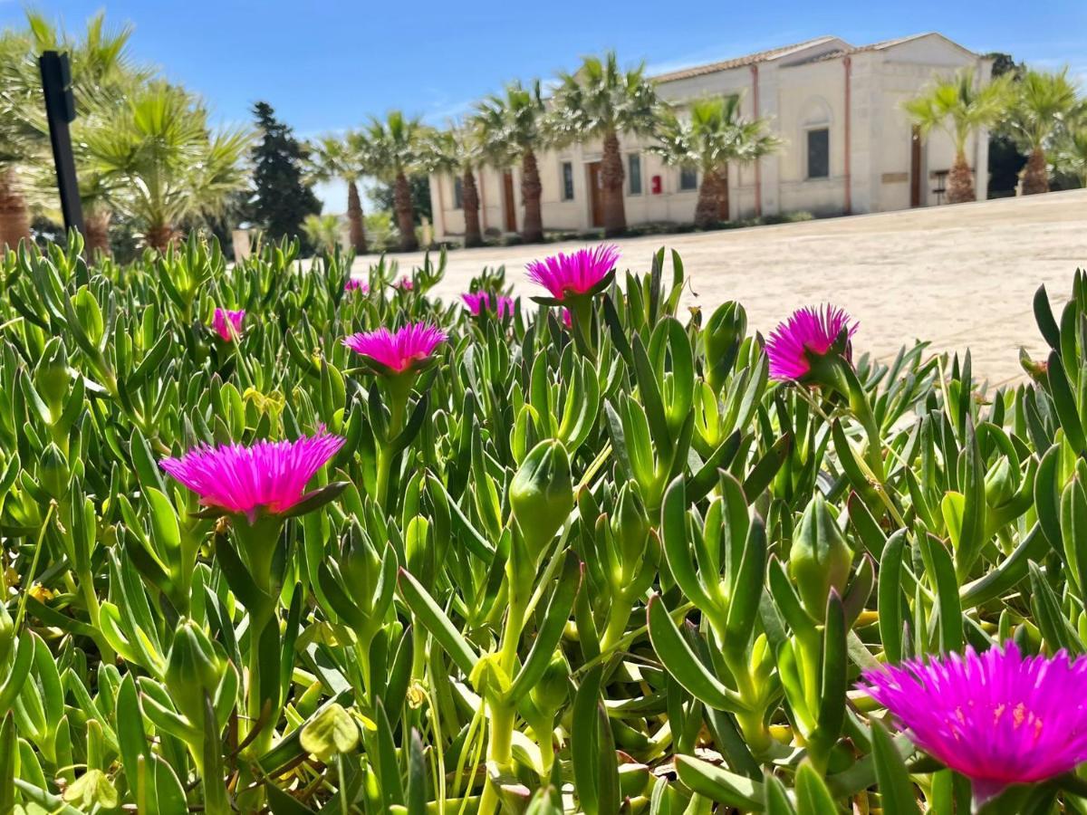 Borgo Vita Novella Marzamemi Exteriör bild